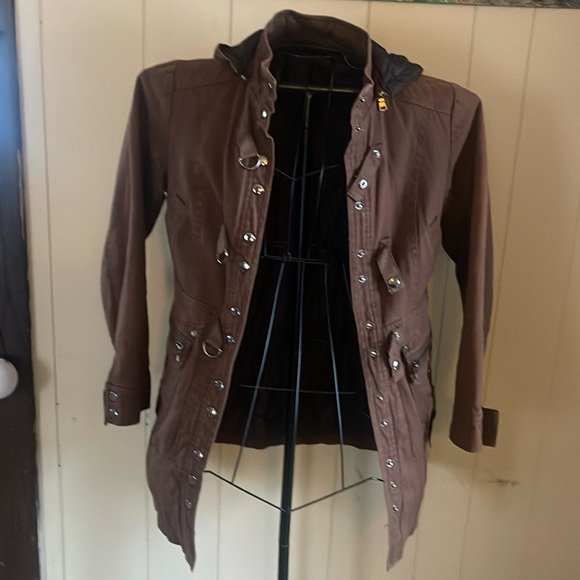 Beautiful below the waist woman’s jacket size small - Picture 1 of 5